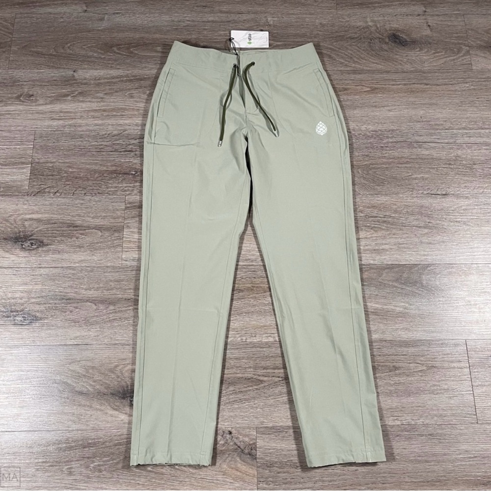 NWT Stio CFS board pants size 6/R